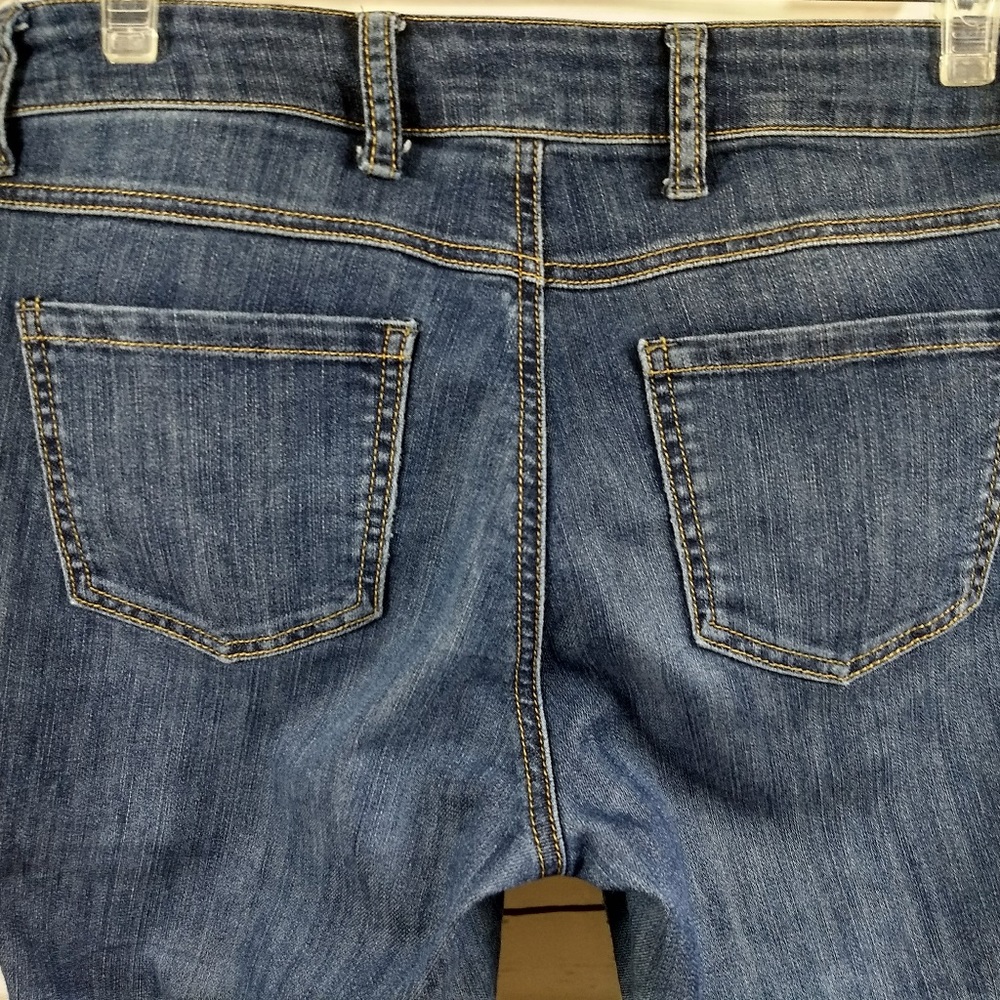 CAbi Denim Sz 4 Boot Leg Medium Wash - Picture 6 of 6